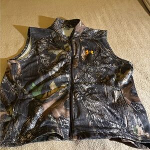 Under Armour Camouflage Vest with Orange Logo